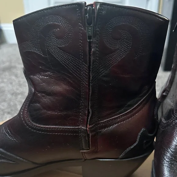 Durango Western Ankle Boots Burgundy and black embroidered Leather size 8 D - Picture 3 of 14